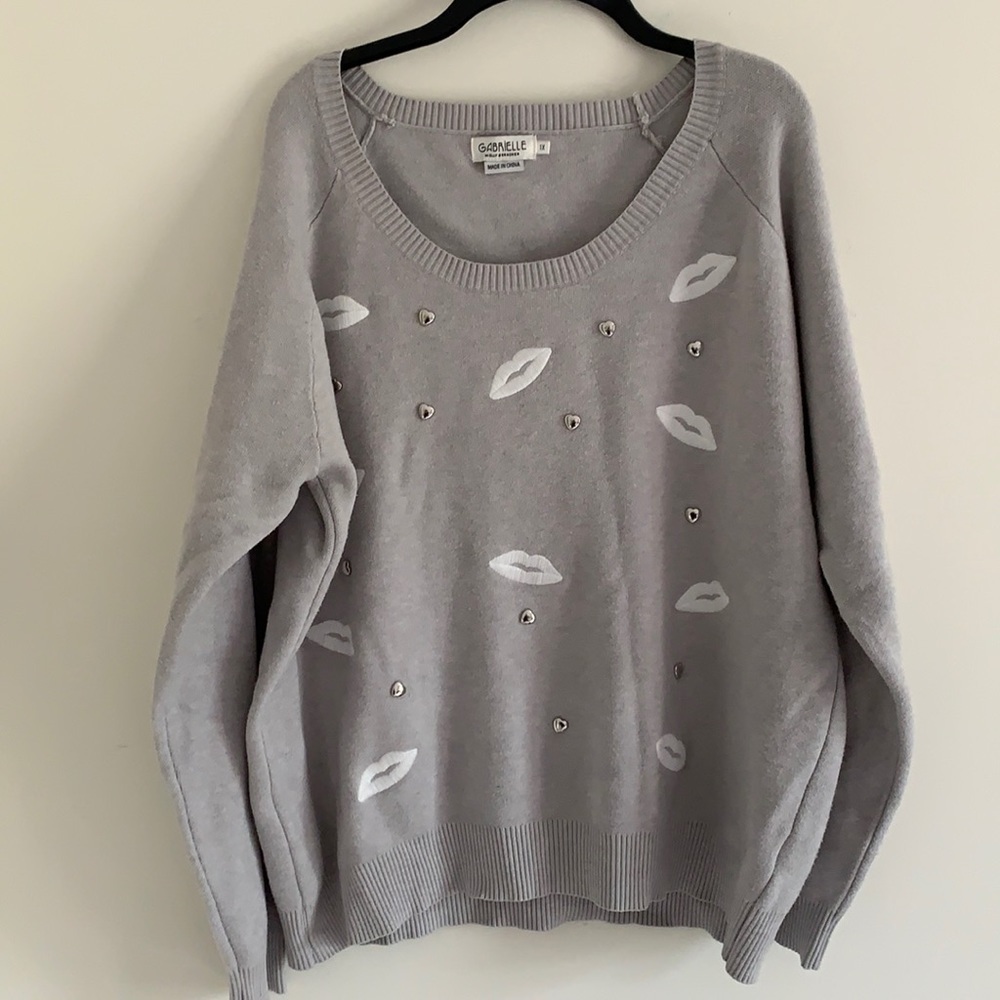 3/$15 - Gabrielle embroidered  lips sweater
